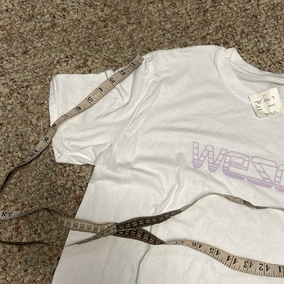 New wesc t shirt - Picture 4 of 5